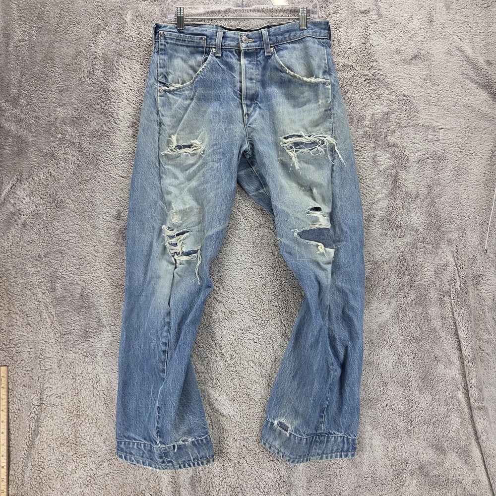 VTG Levis Engineered Jeans Men Thrashed Destroyed Twisted Buckle Back Fits 31x30